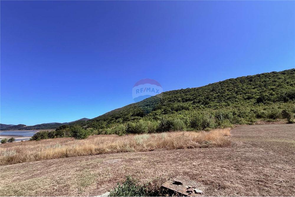 Имение - За продажба - с. Аспарухово, Област Варна, България - Дворно място/ Язовир - Двор - 360321025-228