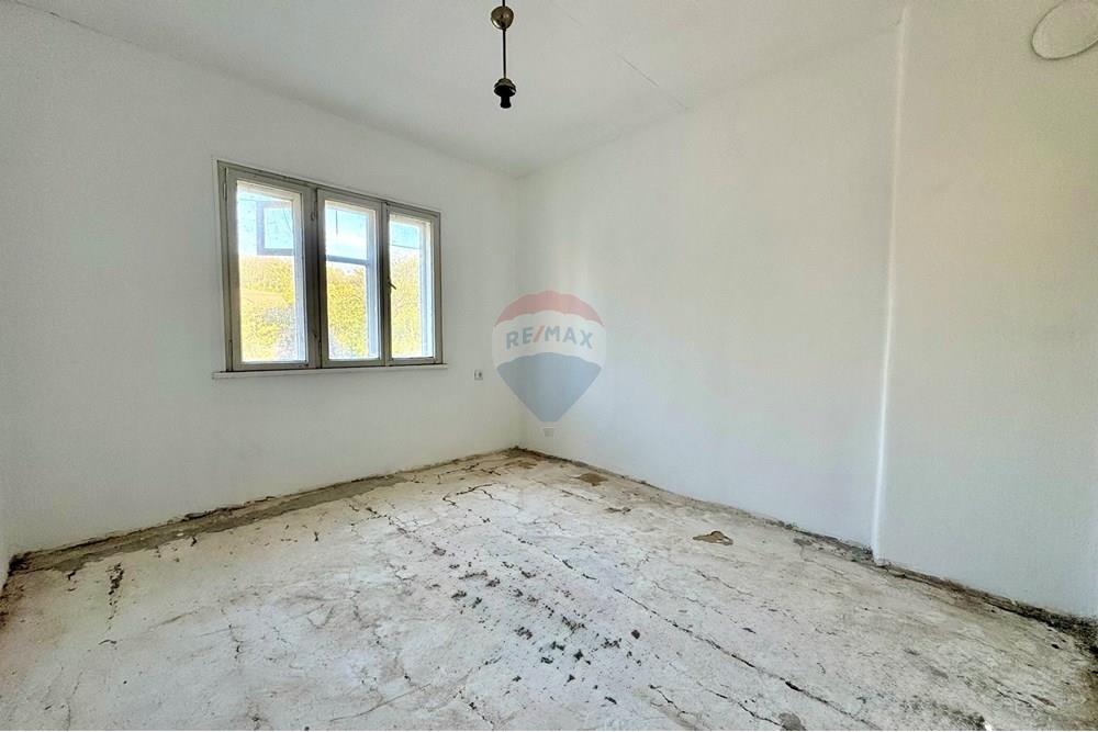 Селска къща - За продажба - с. Пиргово, Област Русе, България - IMG_5716.JPEG - Спалня - 360451033-99