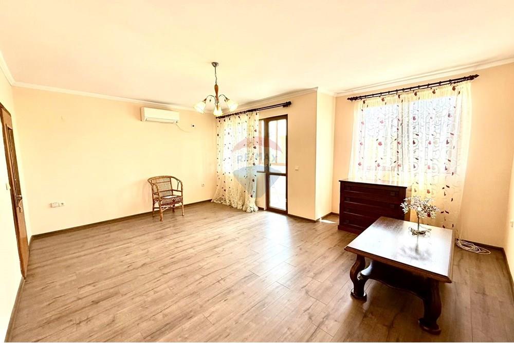 Апартамент - За продажба - гр. Велико Търново, Област Велико Търново, България - viber_изображение_2025-05-14_16-17-00-990.jpg - 360431001-636