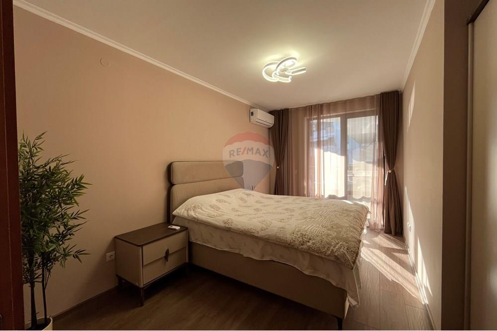 Апартамент - За продажба - к.к. Златни пясъци, Област Варна, България - спалня 1-2.jpg - Родителска спалня - 360321028-106