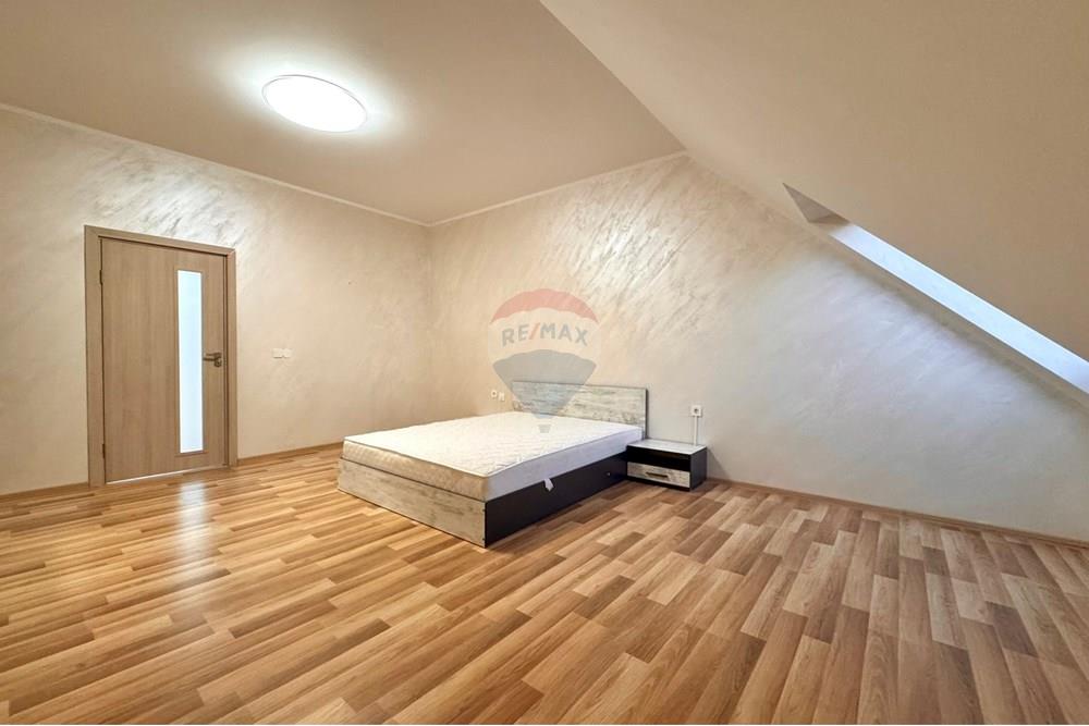 Апартамент - За продажба - гр. Русе, Област Русе, България - IMG_3707.JPEG - Спалня - 360451033-100