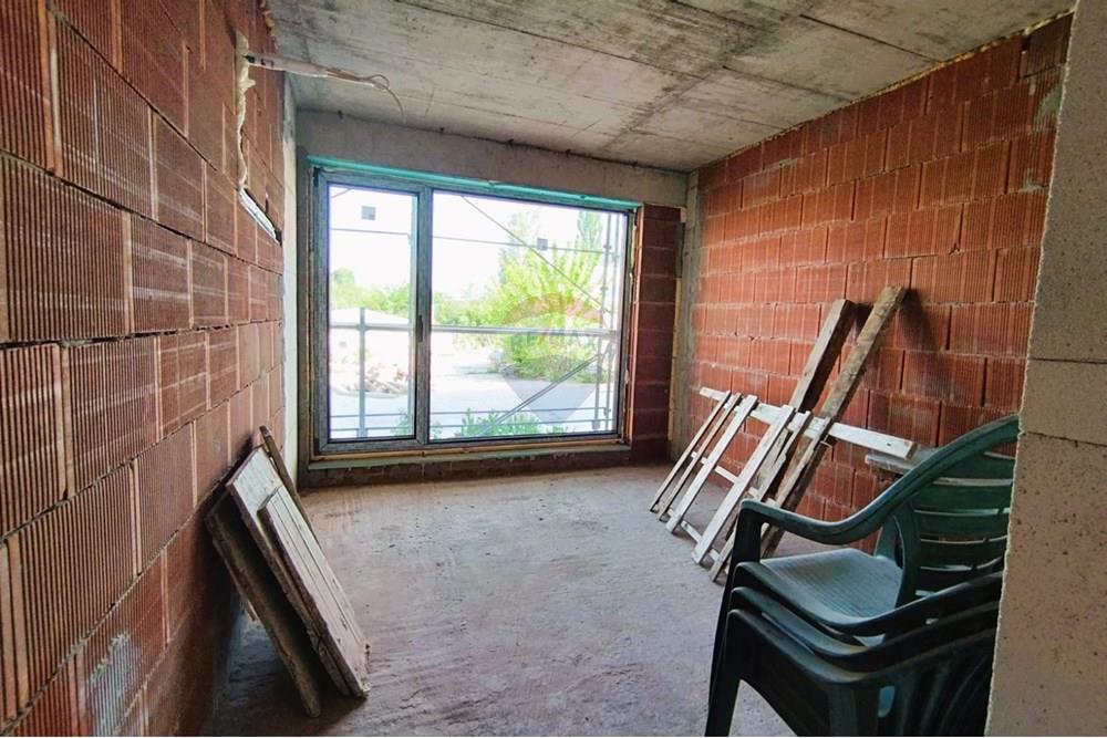 Апартамент - За продажба - м-т Ален мак, Област Варна, България - viber_изображение_2025-05-22_10-24-58-288.jpg - 360321001-502