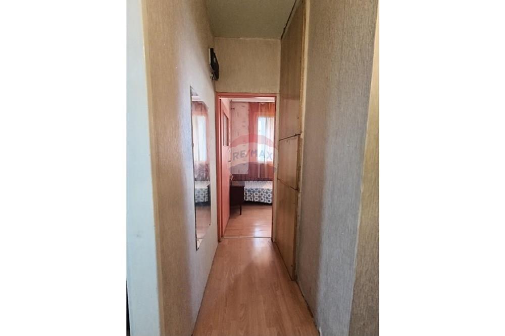 Апартамент - За продажба - гр. Варна, Област Варна, България - ff111082-fa64-42b0-a079-a37bcb51feca.jpeg - Коридор - 360301017-93