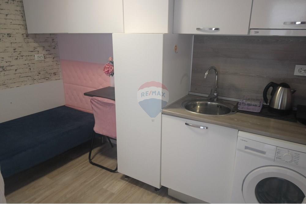 Pilsētas savrupmāja - Pārdošana - гр. Варна, Област Варна, България - IMG_20251017_122027.jpg - 360331005-102