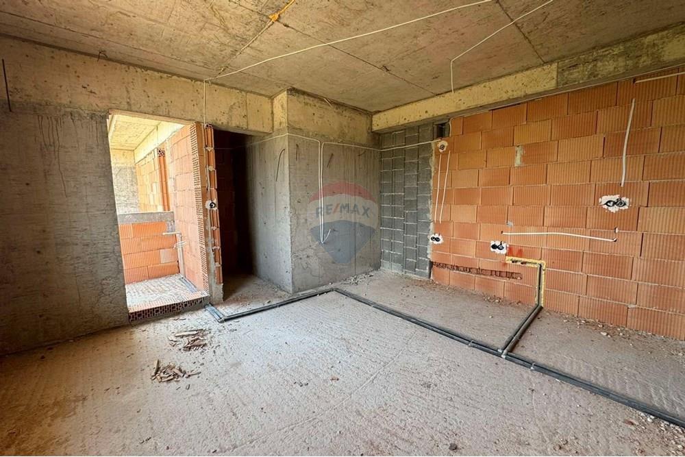 Апартамент - За продажба - гр. Шумен, Област Шумен, България - viber_изображение_2024-09-09_10-45-25-761.jpg - 360441001-147