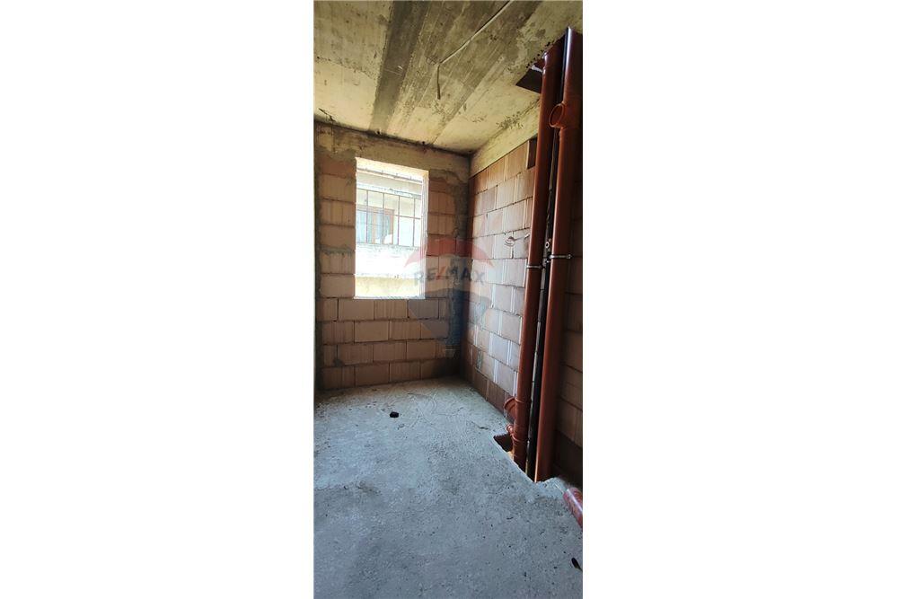 Condo/Apartment - For Sale - гр. Варна, Област Варна, Болгария - 8 - 360301003-177