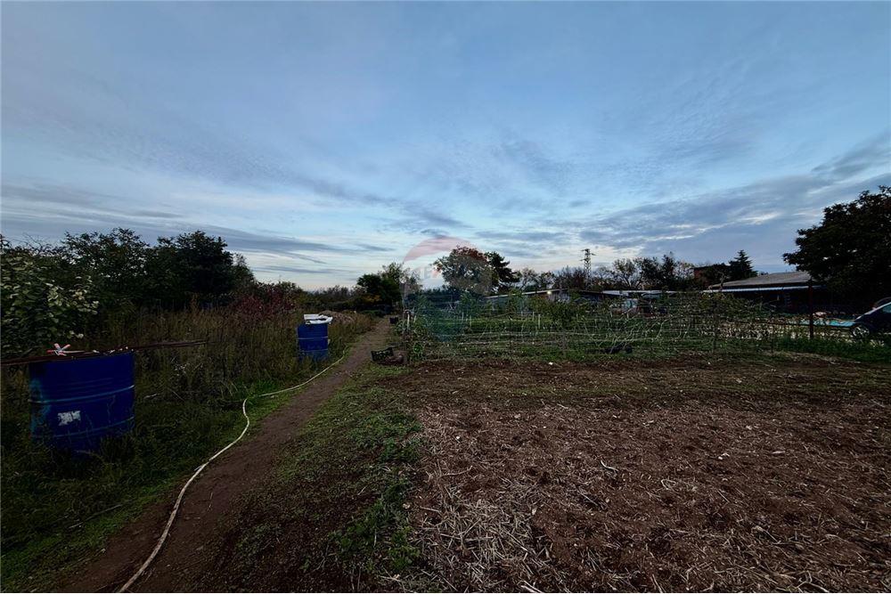 УПИ - За продажба - гр. Балчик, Област Добрич, България - Дворно място - Двор - 360321025-249