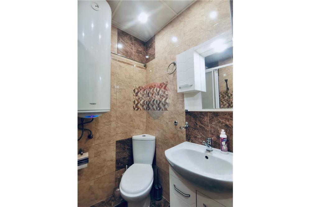 Апартамент - За продажба - гр. Балчик, Област Добрич, България - Баня и тоалетна в едно помещение - Баня - 360321025-246