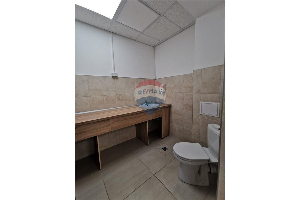 Офис - Под наем - гр. Варна, Област Варна, България - 10 - 360331006-230