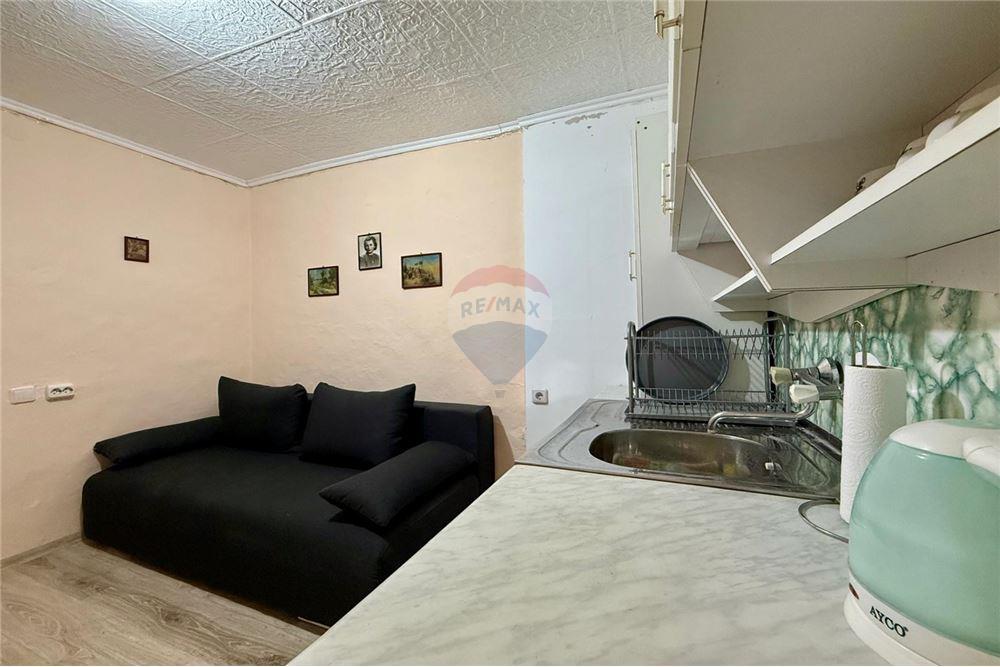 Градска къща - За продажба - гр. Балчик, Област Добрич, България - Отделна кухна - Кухня - 360321025-245