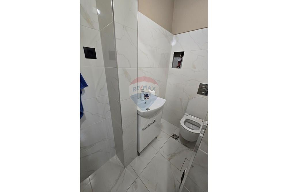 kereskedelmi - Kiadó - гр. Пловдив, Област Пловдив, България - 20251021_123827.jpg - 360261003-267