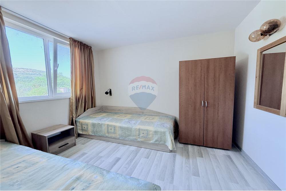 Имение - За продажба - с. Аспарухово, Област Варна, България - Трета спалня/ етаж 2 - Спалня - 360321025-228