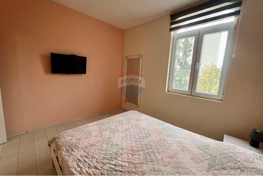 公寓/单元房 - 出租 - гр. Бургас, Област Бургас, България - 0-02-05-6450575d4f4b92db36f66c1c5b5f054ae20bcc059050442bb5d1e51c6bc10664_6588e9844b647117.jpg - 360291026-29