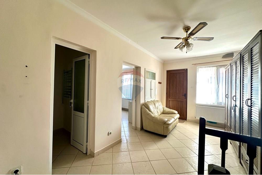 Селска къща - За продажба - с. Караисен, Област Велико Търново, България - viber_изображение_2025-11-03_09-49-20-224.jpg - Коридор - 360431008-396