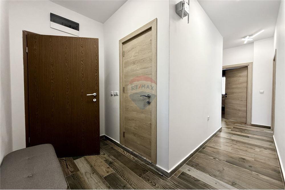 Апартамент - За продажба - гр. Балчик, Област Добрич, България - Г-образен коридор - Коридор - 360321025-234