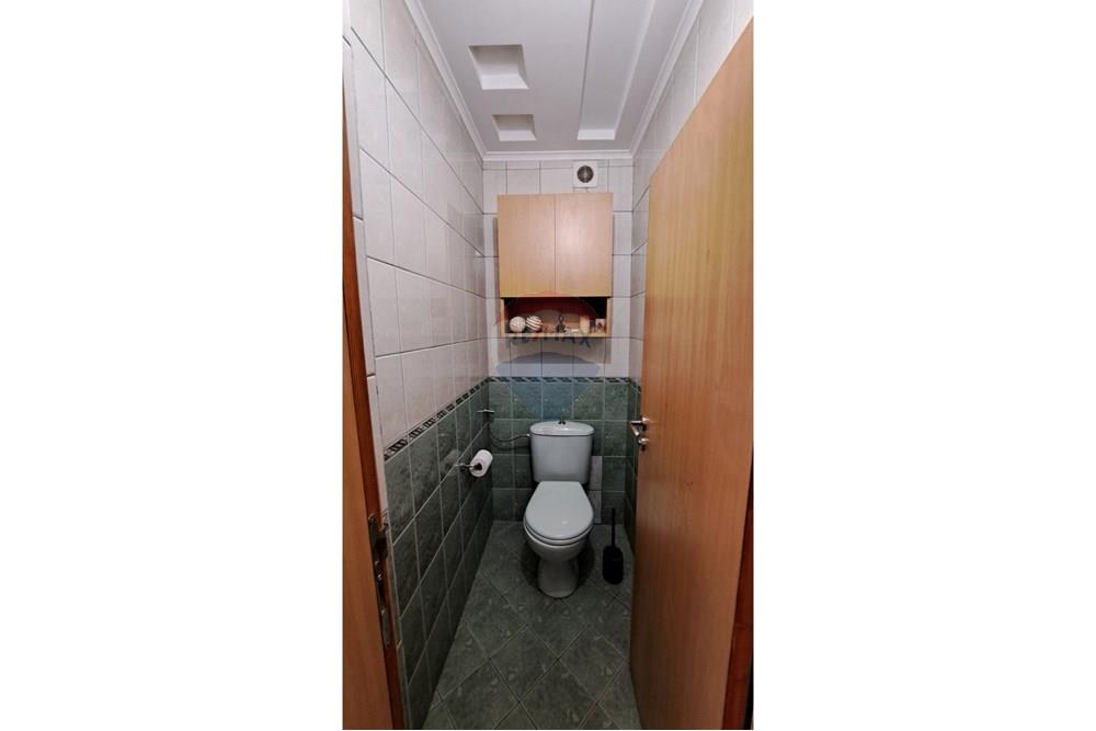 Апартамент - За продажба - гр. Варна, Област Варна, България - тоалет.jpg - Тоалетна - 360321028-113