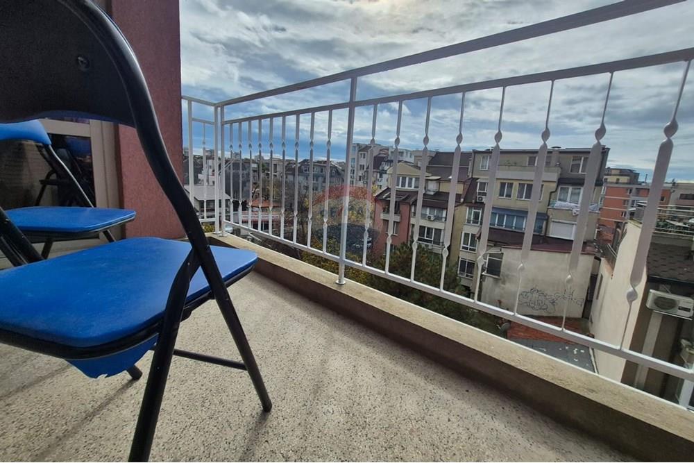 Апартамент - Под наем - гр. Варна, Област Варна, България - Изображение от WhatsApp на 2025-10-28 в 12.30.10_e553fe2d.jpg - Тераса - 360511013-84