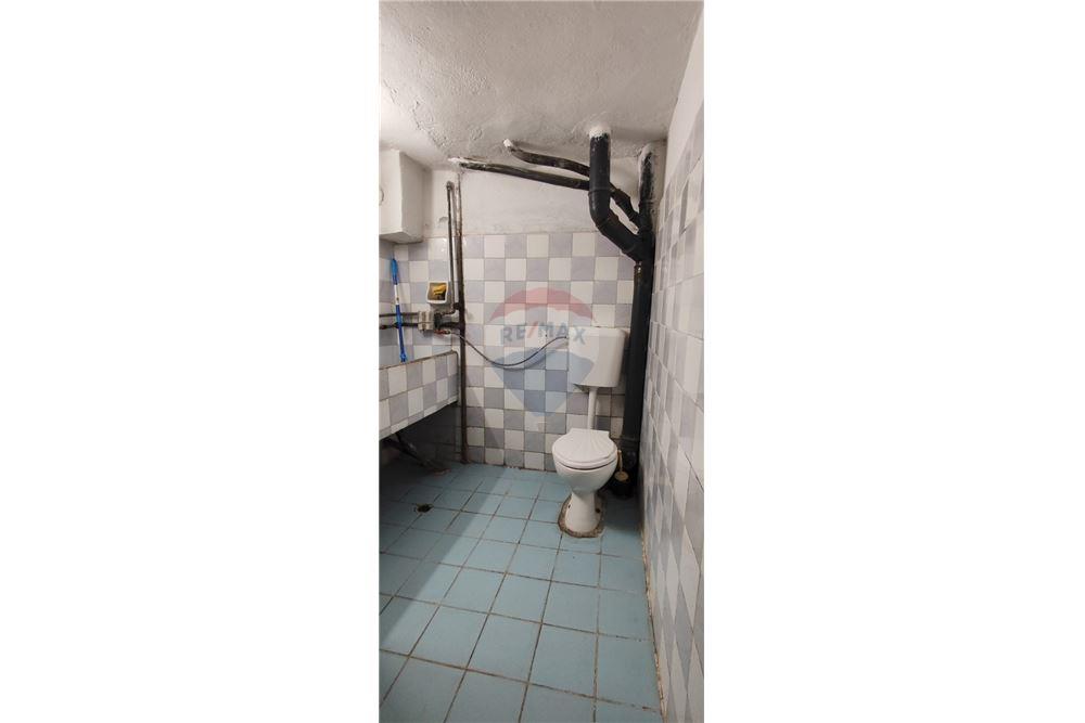 Етаж от къща - За продажба - гр. Аксаково, Област Варна, България - 10 - 360301003-181