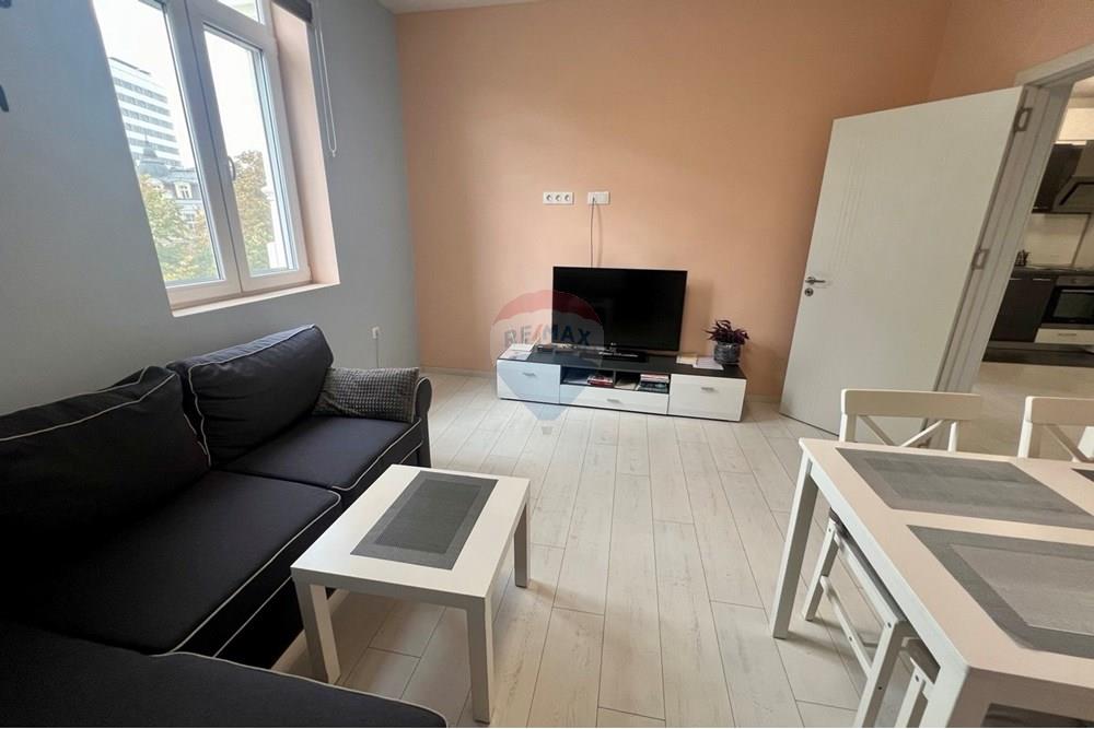 公寓/单元房 - 出租 - гр. Бургас, Област Бургас, България - 0-02-05-2d18bb87a0f3fd8b6440b3e06d32550ec7a9d6a0e8974e1344da155fb5c6088e_bd6d013bef45b2c8.jpg - 360291026-29