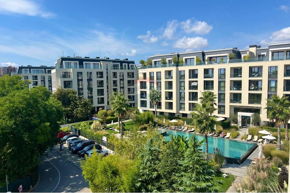 Апартамент - За продажба - к.к. Св. Св. Константин и Елена, Област Варна, България - IMG_6401.jpeg - 360391002-167