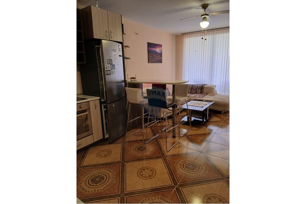 Appartement - À louer - к.к. Св. Св. Константин и Елена, Област Варна, България - дневна.jpg - 360301027-137