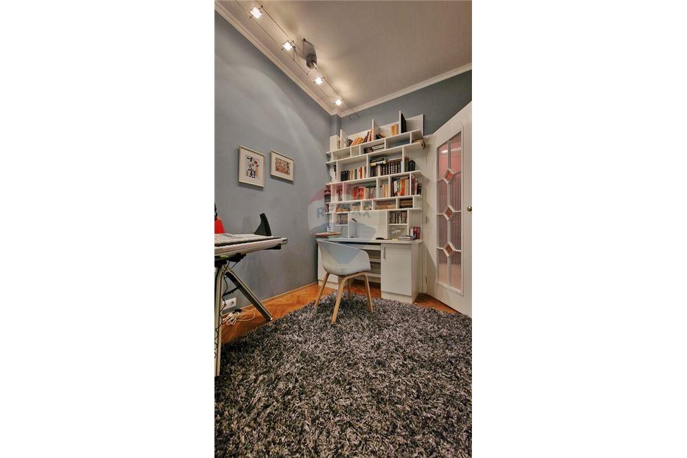 Апартамент - За продажба - гр. Пловдив, Област Пловдив, България - ВЕСТИБЮЛ - 360261007-211