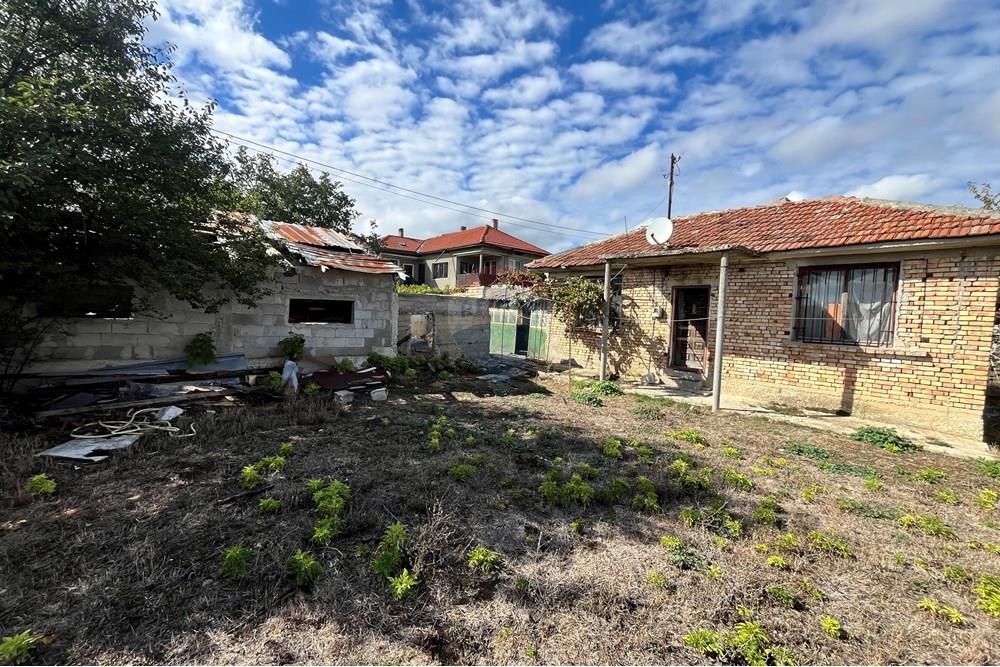 Селска къща - За продажба - с. Въглен, Област Варна, България - IMG_1263.jpeg - 360391067-11