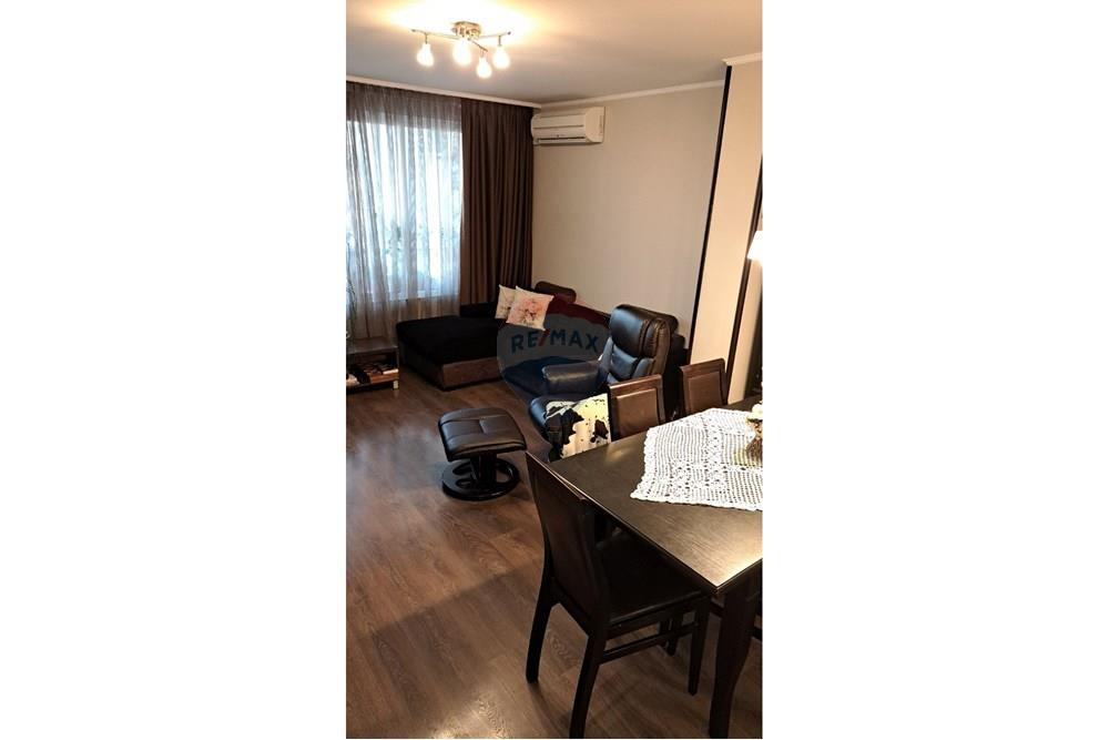 Апартамент - За продажба - гр. Варна, Област Варна, България - всекидневна 2.jpg - Всекидневна/Трапезария - 360321028-113