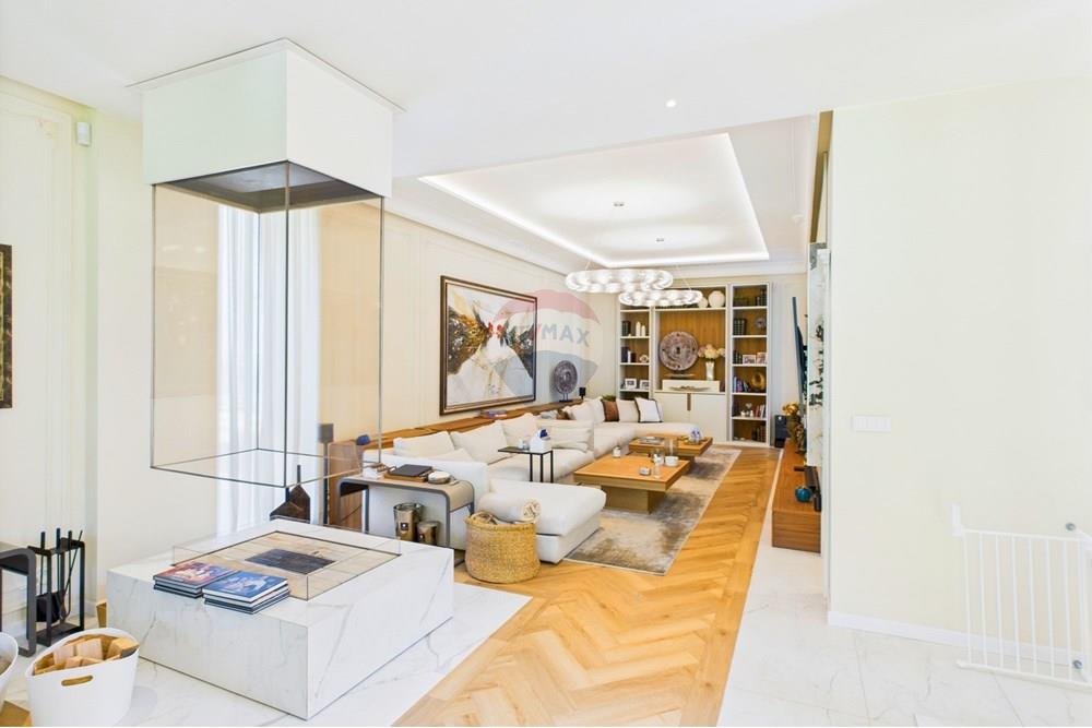 Градска къща - За продажба - гр. София, Област София град, България - CAM02315G0-PR0069-STILL005.jpg - 360241007-111