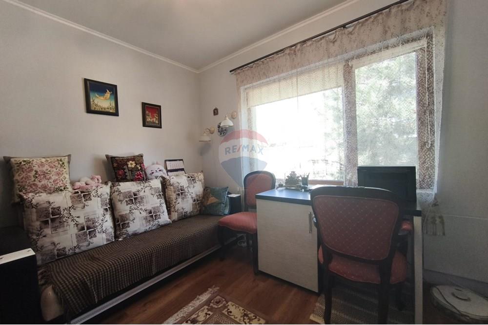 Селска къща - За продажба - с. Соколово, Област Добрич, България - спалня 2-2.jpg - 360321028-130