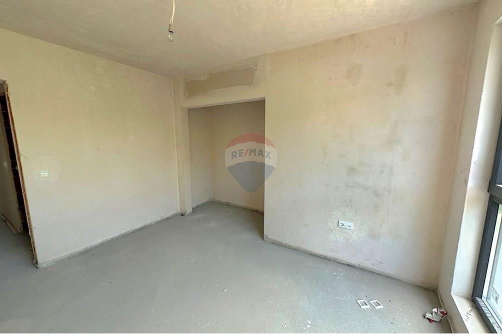 Апартамент - За продажба - гр. Варна, Област Варна, България - Родителска спалня.jpg - 360301019-39