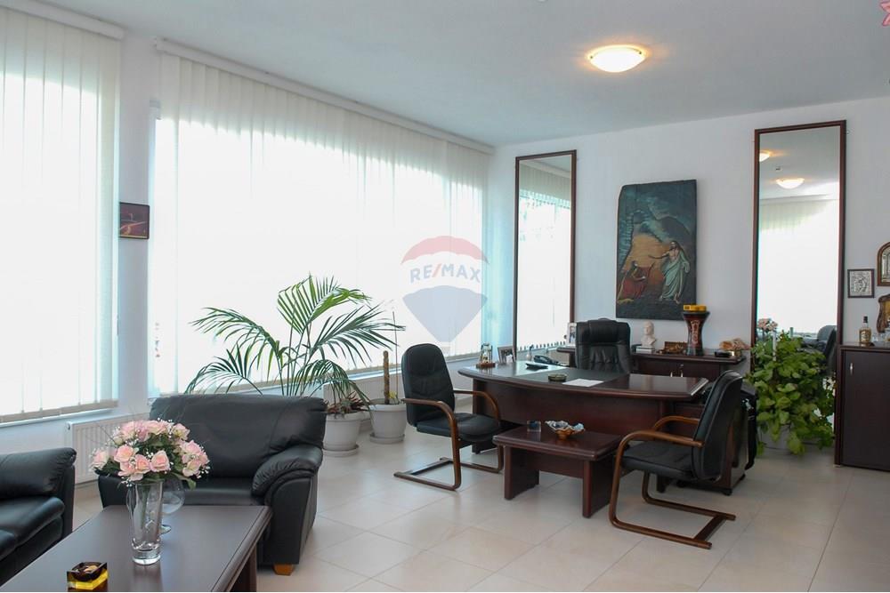 Индустриална сграда - Под наем - гр. Сандански, Област Благоевград, България - 2007-11-17 02.21.11.jpg - 360561012-199