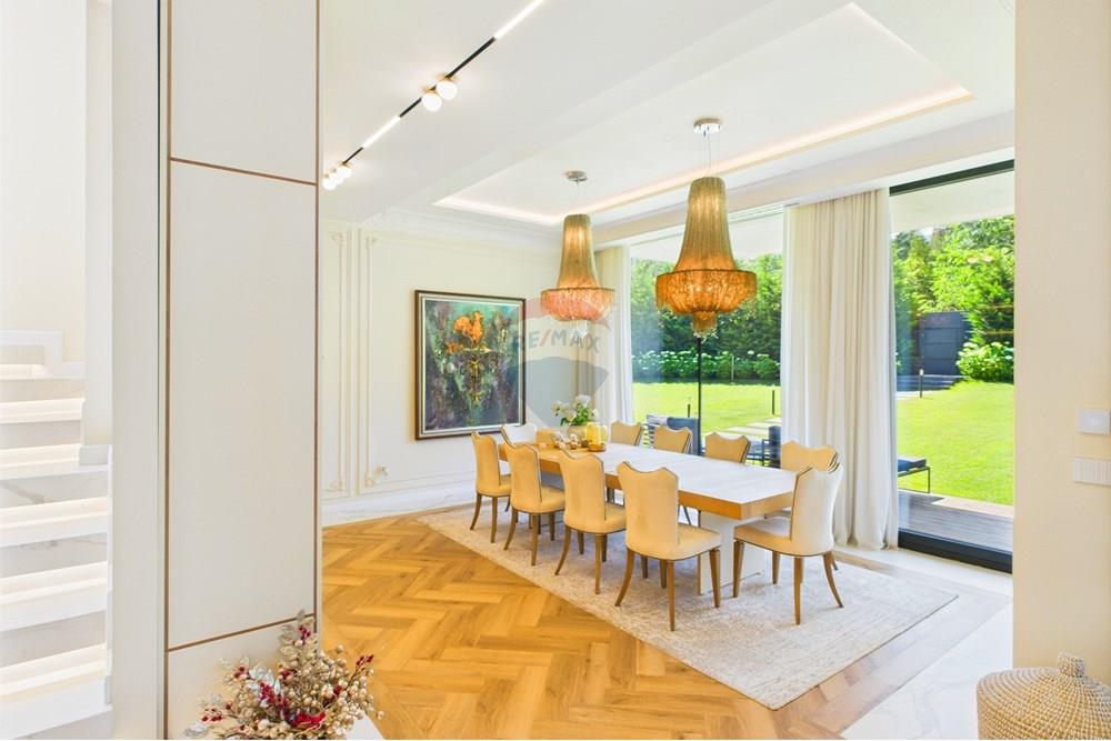 Градска къща - За продажба - гр. София, Област София град, България - CAM02315G0-PR0069-STILL008.jpg - 360241007-111