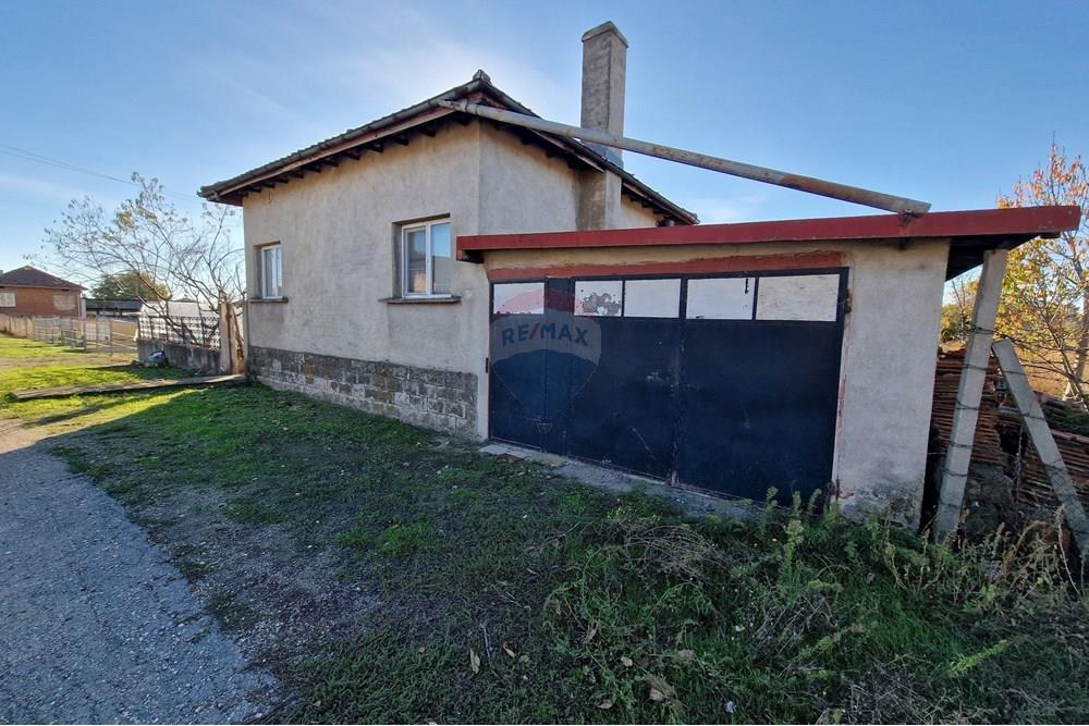 Селска къща - За продажба - гр. Сливо поле, Област Русе, България - 20251030_090508~2.jpg - 360451038-19