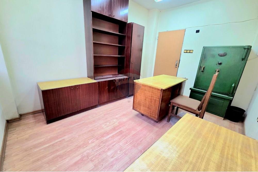 Spaţiu Birouri - De Inchiriat - гр. Варна, Област Варна, България - viber_image_2025-10-22_13-06-49-602.jpg - Office - 360511018-11