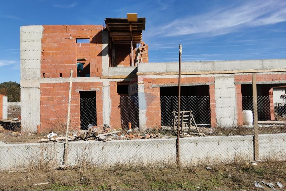 Вила - За продажба - с. Долно Драглище, Област Благоевград, България - IMG_20251030_120523.jpg - 360421019-33