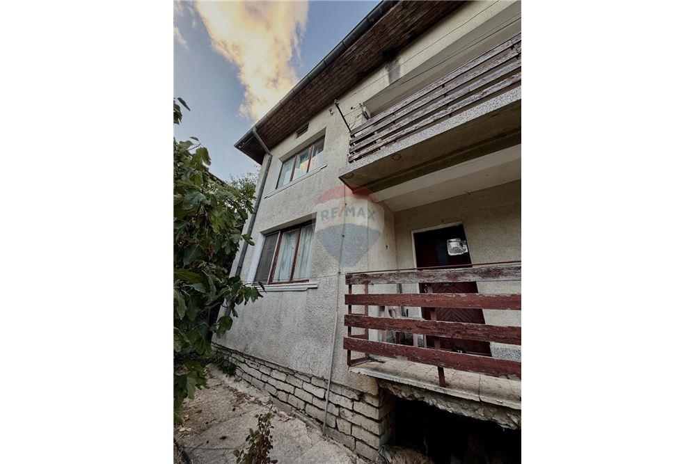 Градска къща - За продажба - гр. Балчик, Област Добрич, България - Двор - Двор - 360321025-243