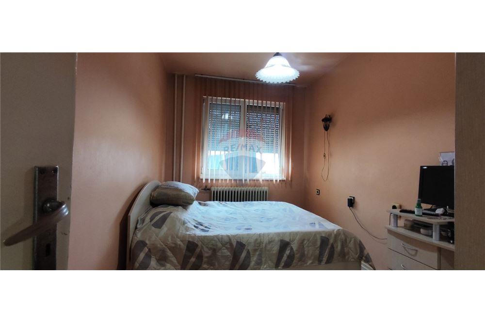 Етаж от къща - За продажба - гр. Аксаково, Област Варна, България - 7 - 360301003-180