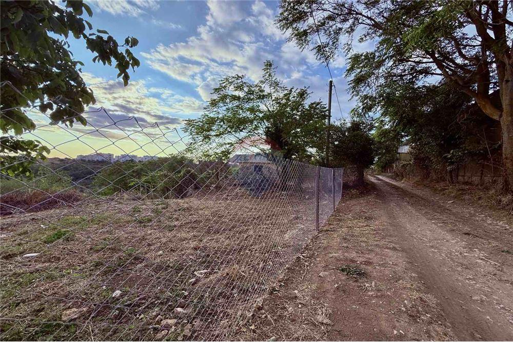 Поземлен имот - За продажба - гр. Балчик, Област Добрич, България - Лице към улица - Друга - 360321025-237