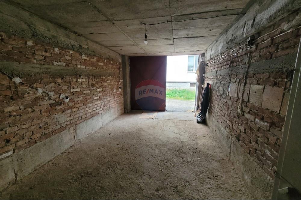 Гараж - За продажба - гр. Велико Търново, Област Велико Търново, България - 20251002_154308.jpg - 360431001-654