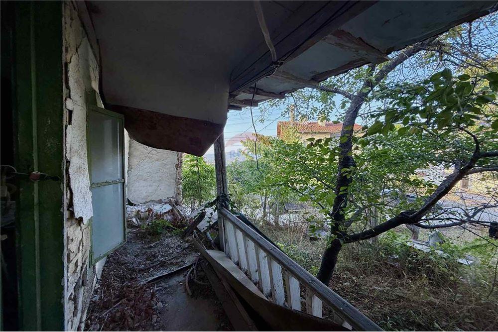 Селска къща - За продажба - с. Кранево, Област Добрич, България - Стара каменна еднофамилна къща на един етаж - Вътрешен двор - 360321025-231