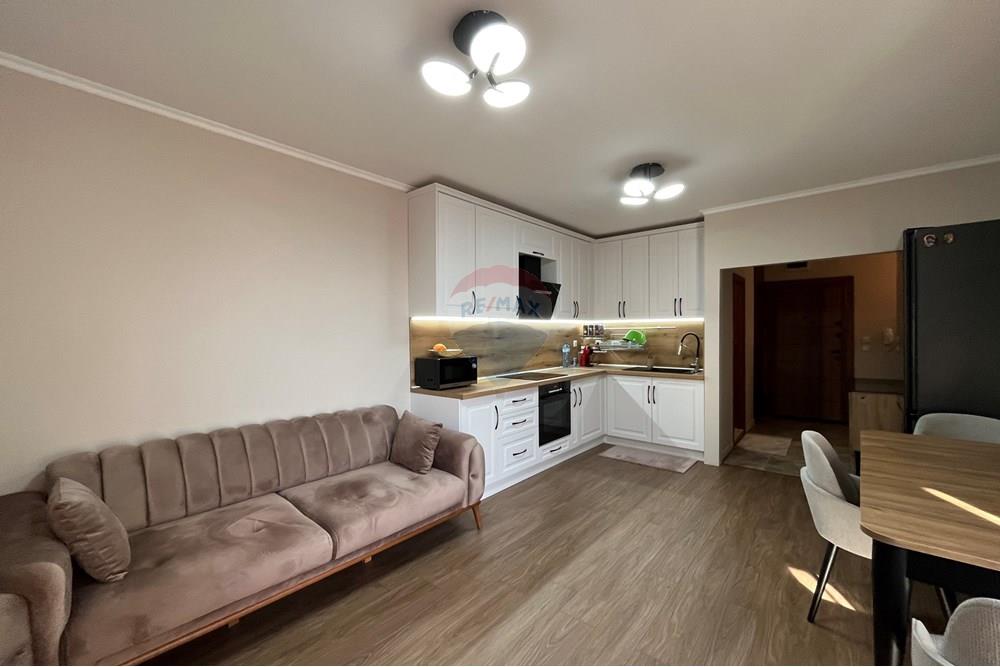 Апартамент - За продажба - к.к. Златни пясъци, Област Варна, България - дневна 1.jpg - Всекидневна/Трапезария - 360321028-106