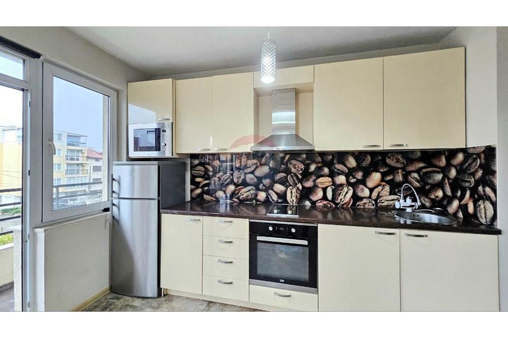 Апартамент - За продажба - гр. Бургас, Област Бургас, България - photo_2025-10-27_13-31-27 (3).jpg - 360291023-75