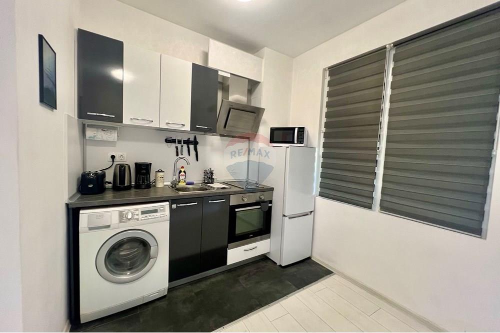 公寓/单元房 - 出租 - гр. Бургас, Област Бургас, България - 0-02-05-3a2b627d9c085762b808910c7934345a127d9b2bda64886303dab38d802afb77_974f172e1ba233c1.jpg - 360291026-29