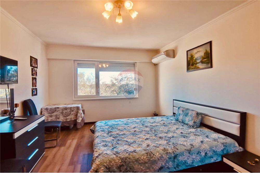 Апартамент - За продажба - гр. Балчик, Област Добрич, България - Слънчева просторна спалня - Спалня - 360321025-246