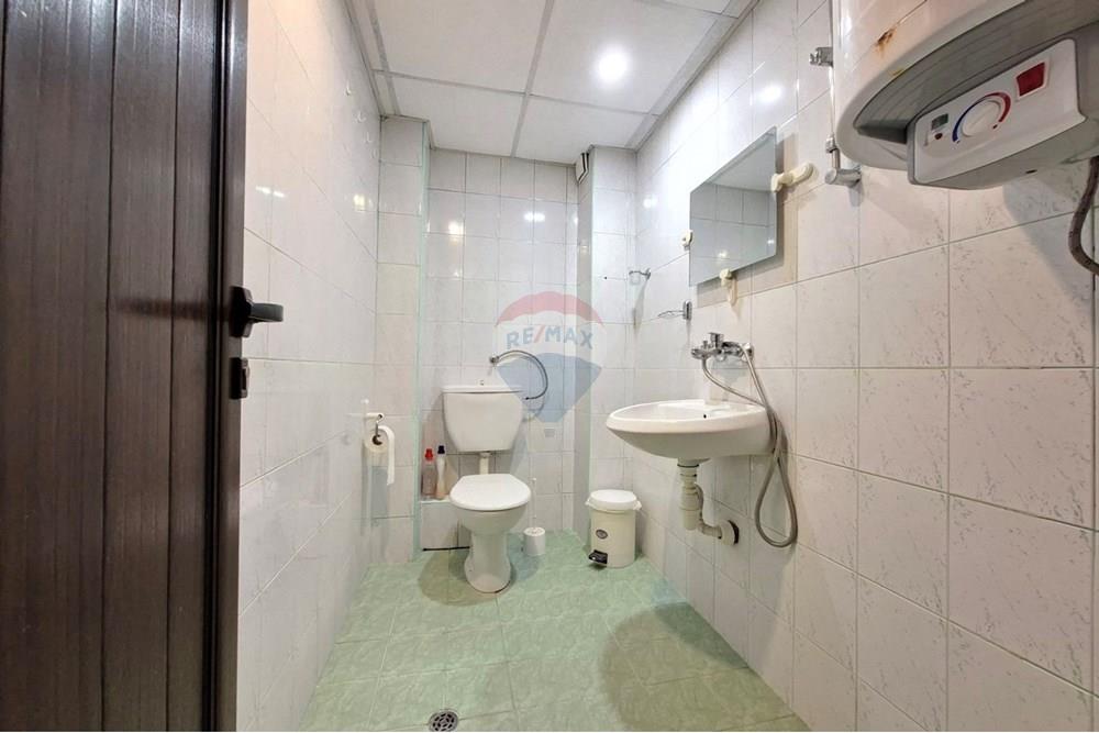 Апартамент - Под наем - гр. Варна, Област Варна, България - 09.jpg - Баня - 360321001-515