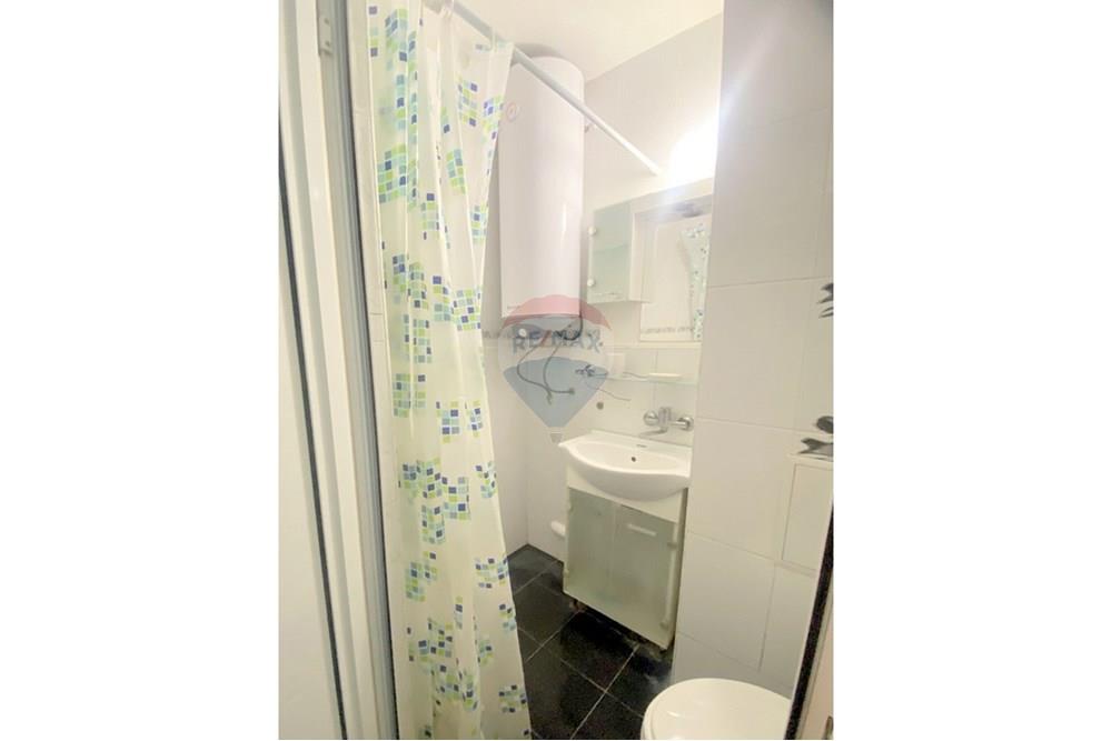 Апартамент - Под наем - гр. Варна, Област Варна, България - viber_image_2025-11-03_08-24-31-677.jpg - Баня - 360511011-5