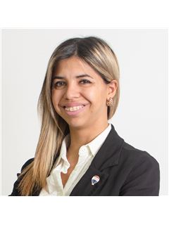 Estefanía Cariboni Estefanía Cariboni - RE/MAX VIP