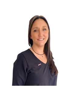 Amelia  Roque - RE/MAX Ultra