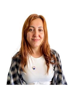 SOLEDAD IVANA ALMIRON - RE/MAX Ultra